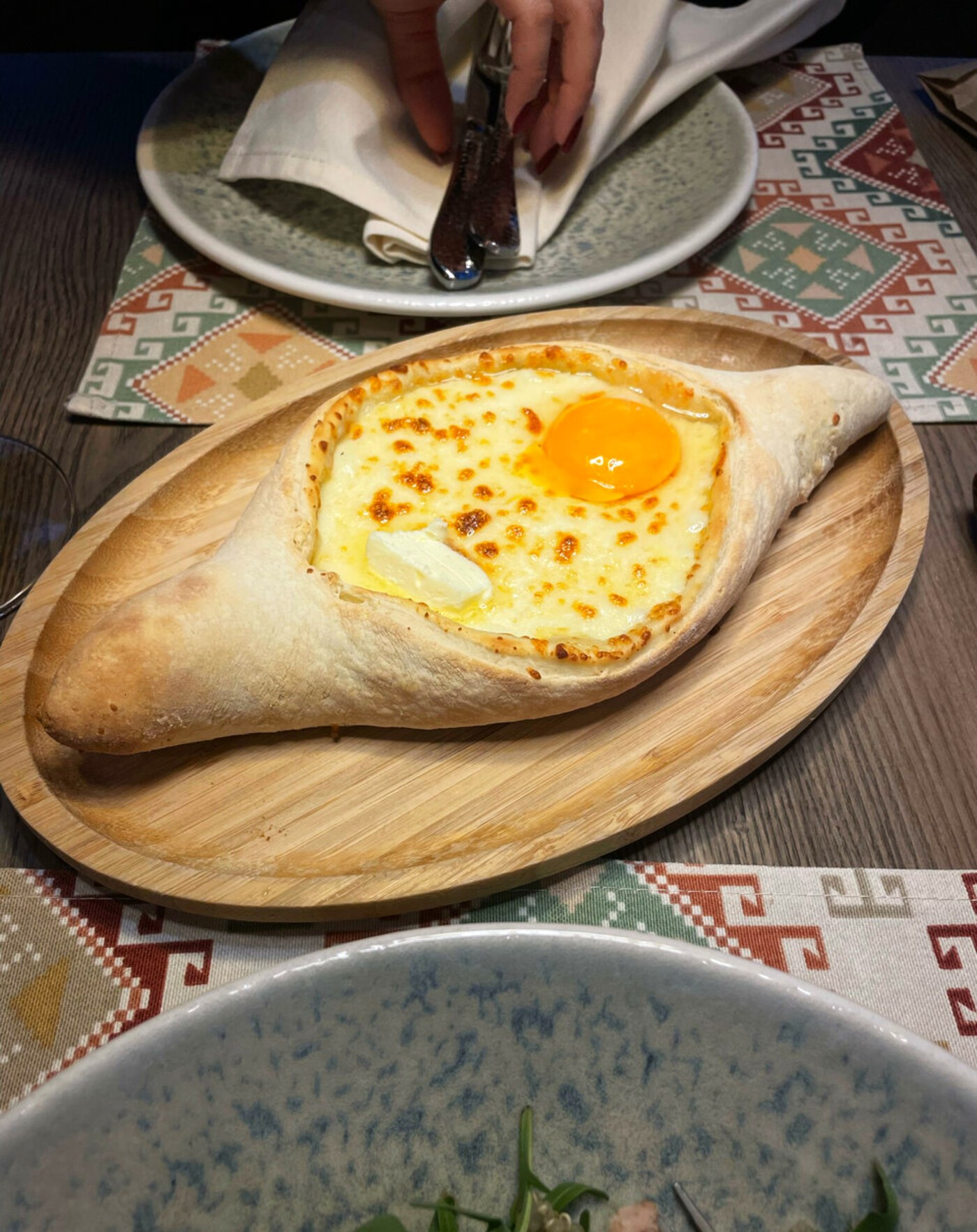 Хачапури по-аджарски